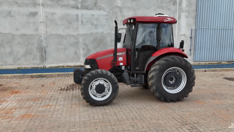 Trator Case Farmall 80