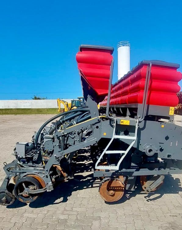 Plantadeira MF517 H45