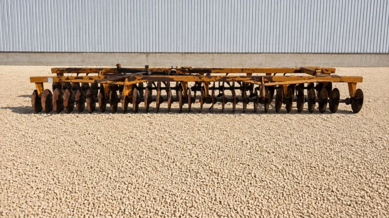 IMPLEMENTO GRADE NIVELADOURA TATU  GN-60