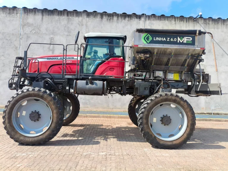 DISTRIBUIDOR AUTOPROPELIDO MASSEY FERGUSON  MF9030